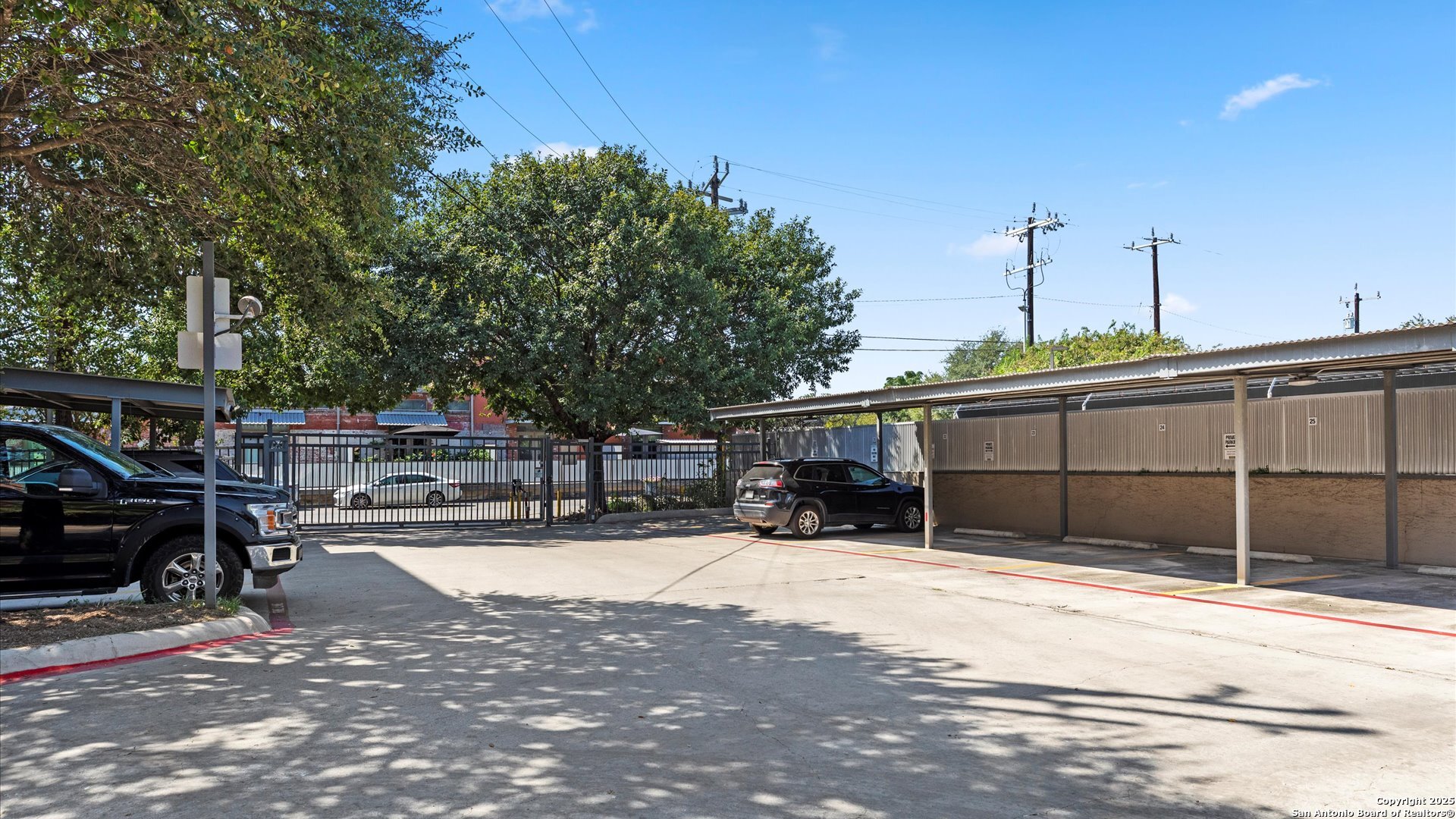 1339 S Flores San Antonio TX 78204