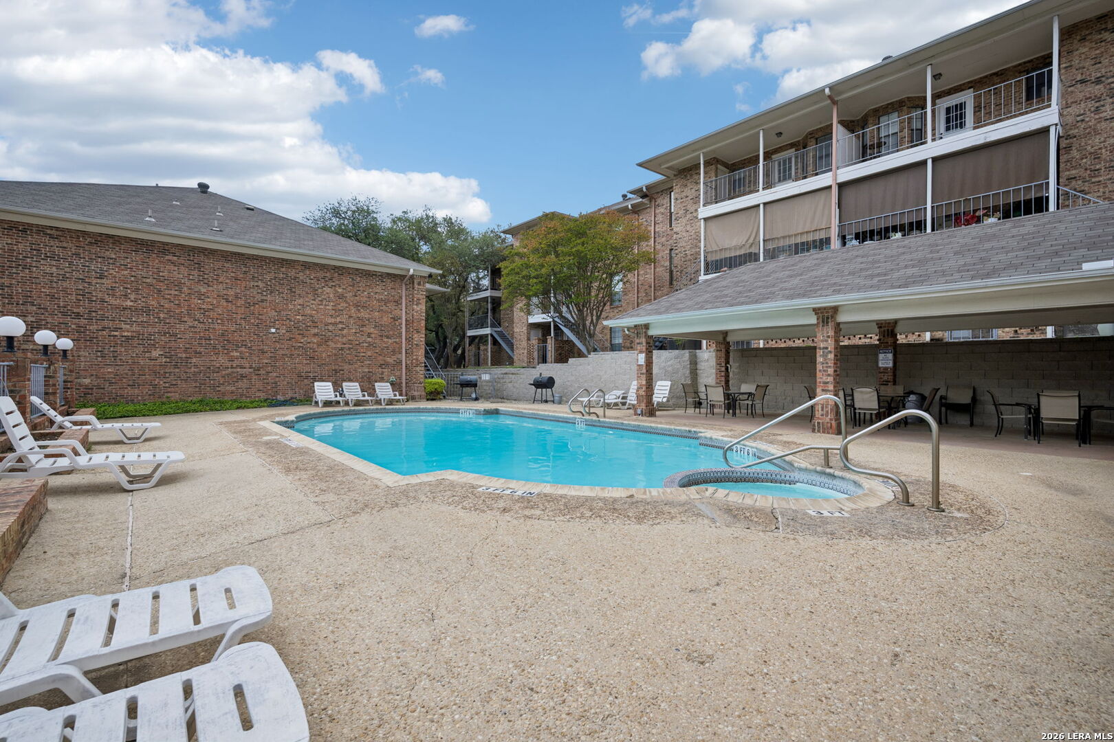 5359 Fredericksburg San Antonio TX 78229