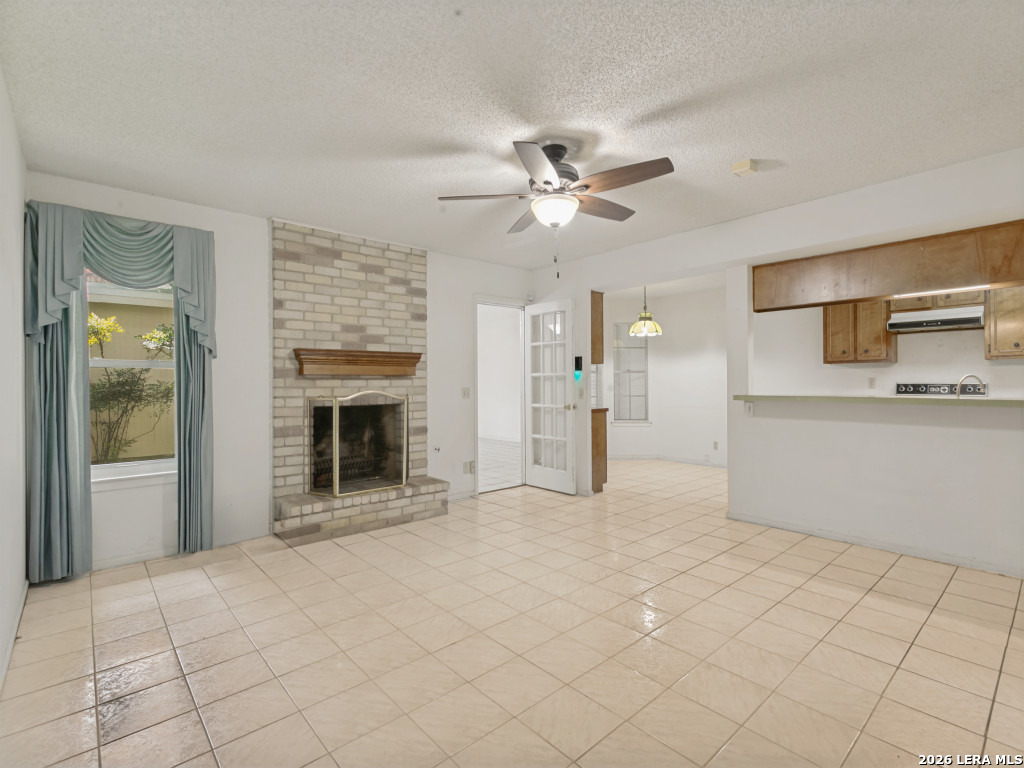 612 Strings Drive San Antonio TX 78216