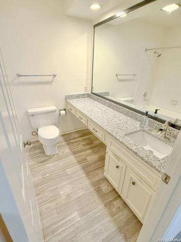 8415 Fredericksburg Road San Antonio TX 78229