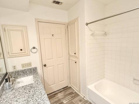 8415 Fredericksburg Road San Antonio TX 78229