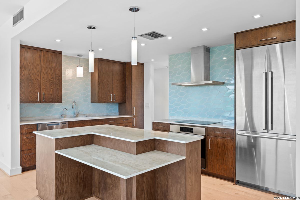 4001 N New Braunfels San Antonio TX 78209