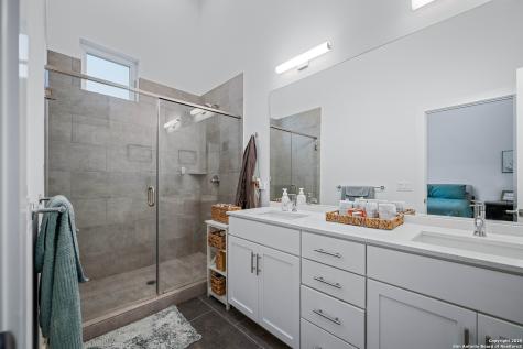 102 Tendick # 902 San Antonio TX 78209