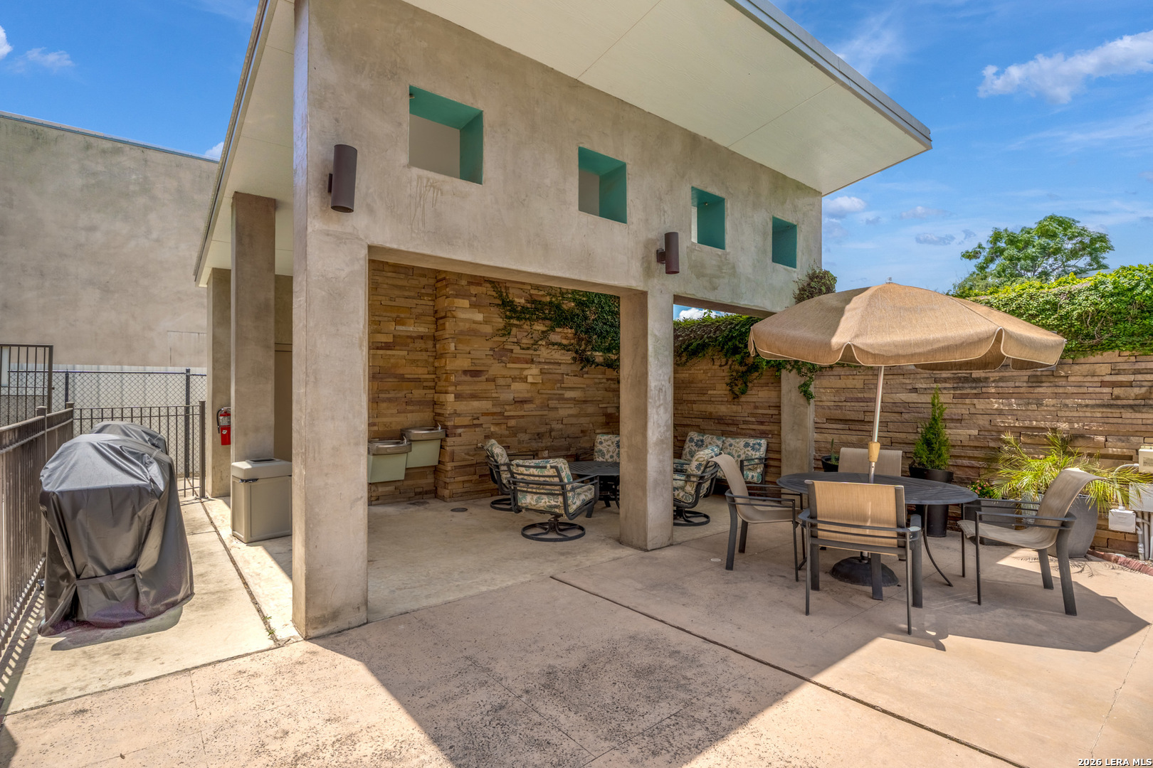 1401 S Flores San Antonio TX 78204