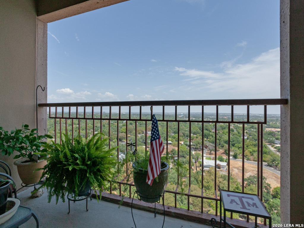 1 Towers Park Lane San Antonio TX 78209