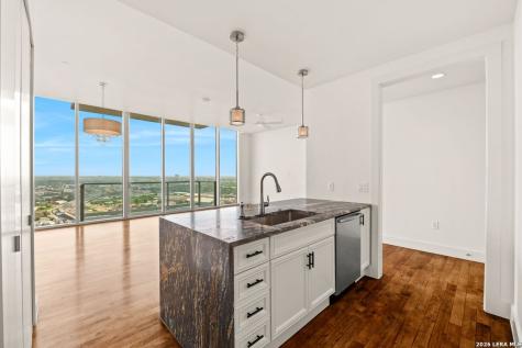 610 E Market San Antonio TX 78205