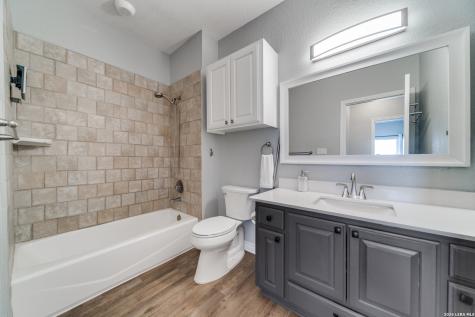 20 E Tapatio Boerne TX 78006