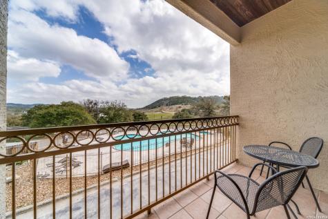 20 E Tapatio Boerne TX 78006