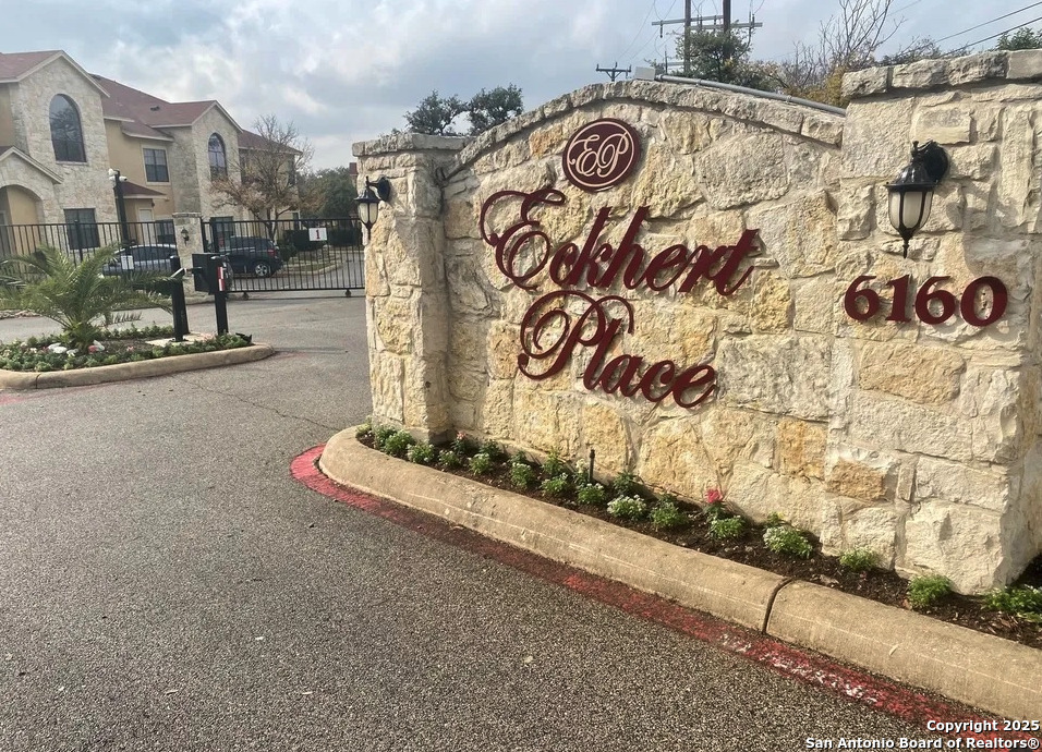 6160 Eckhert San Antonio TX 78240