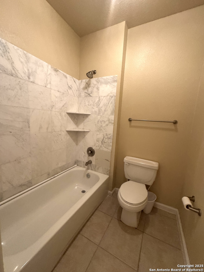 6160 Eckhert San Antonio TX 78240