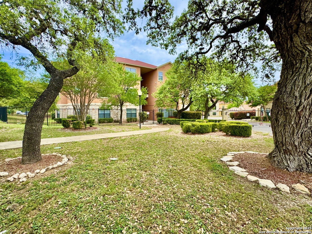 6160 Eckhert San Antonio TX 78240