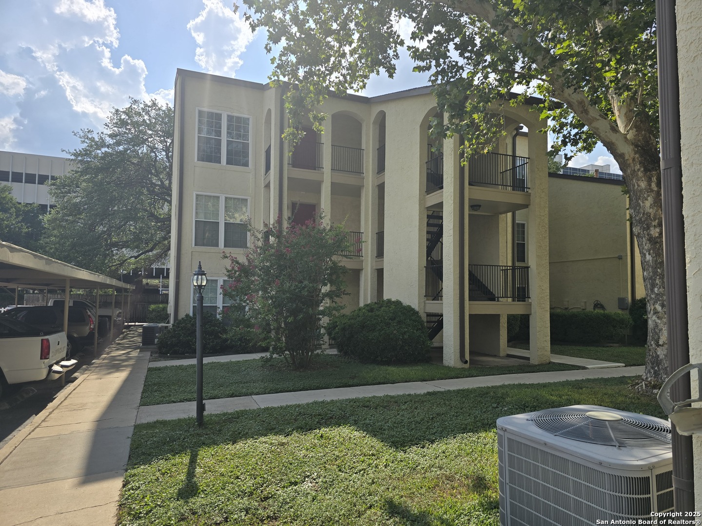 8702 Village Drive San Antonio TX 78217