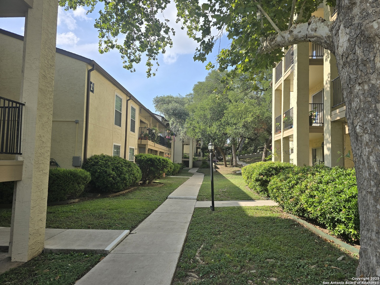 8702 Village Drive San Antonio TX 78217