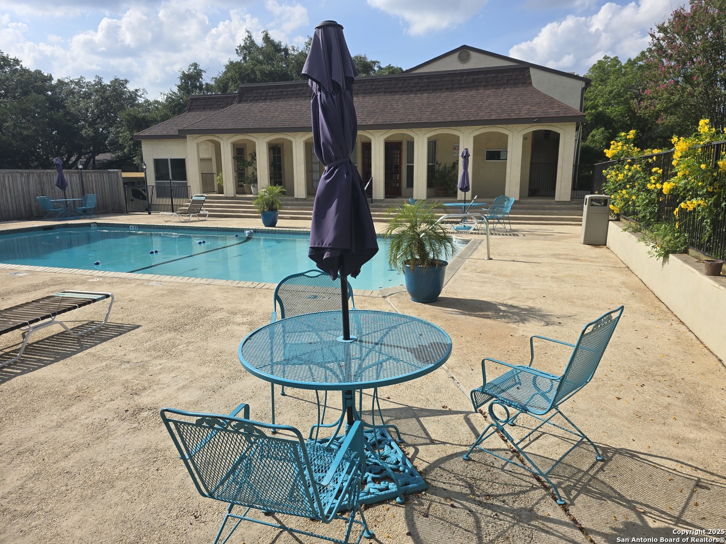 8702 Village Drive San Antonio TX 78217
