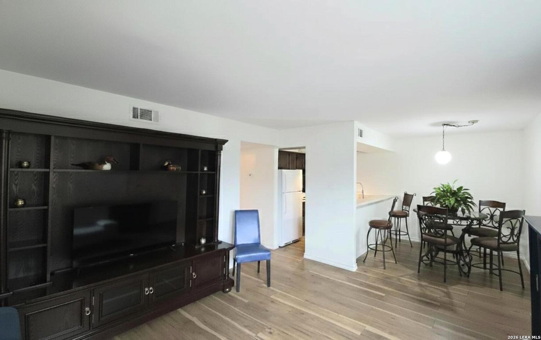 8702 Village Drive San Antonio TX 78217