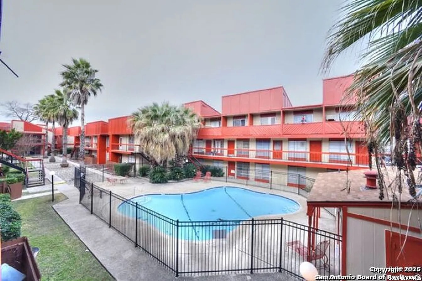 3243 Nacogdoches Road San Antonio TX 78217