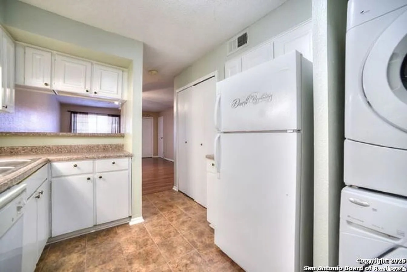 3243 Nacogdoches Road San Antonio TX 78217