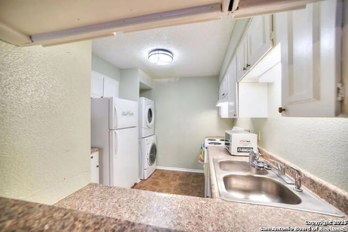 3243 Nacogdoches Road San Antonio TX 78217