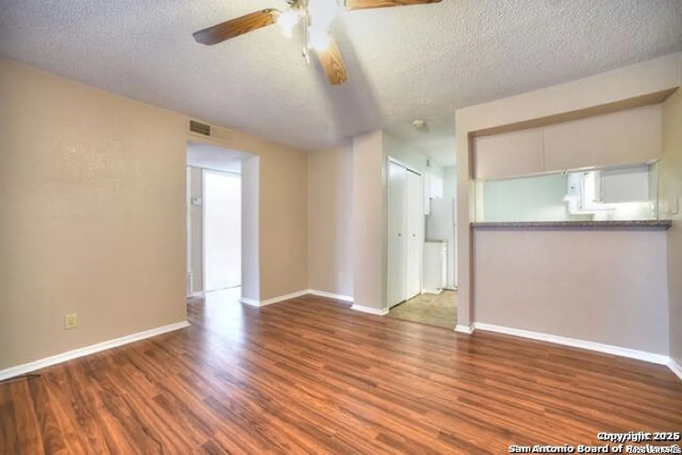 3243 Nacogdoches Road San Antonio TX 78217