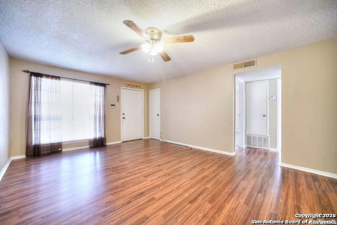 3243 Nacogdoches Road San Antonio TX 78217