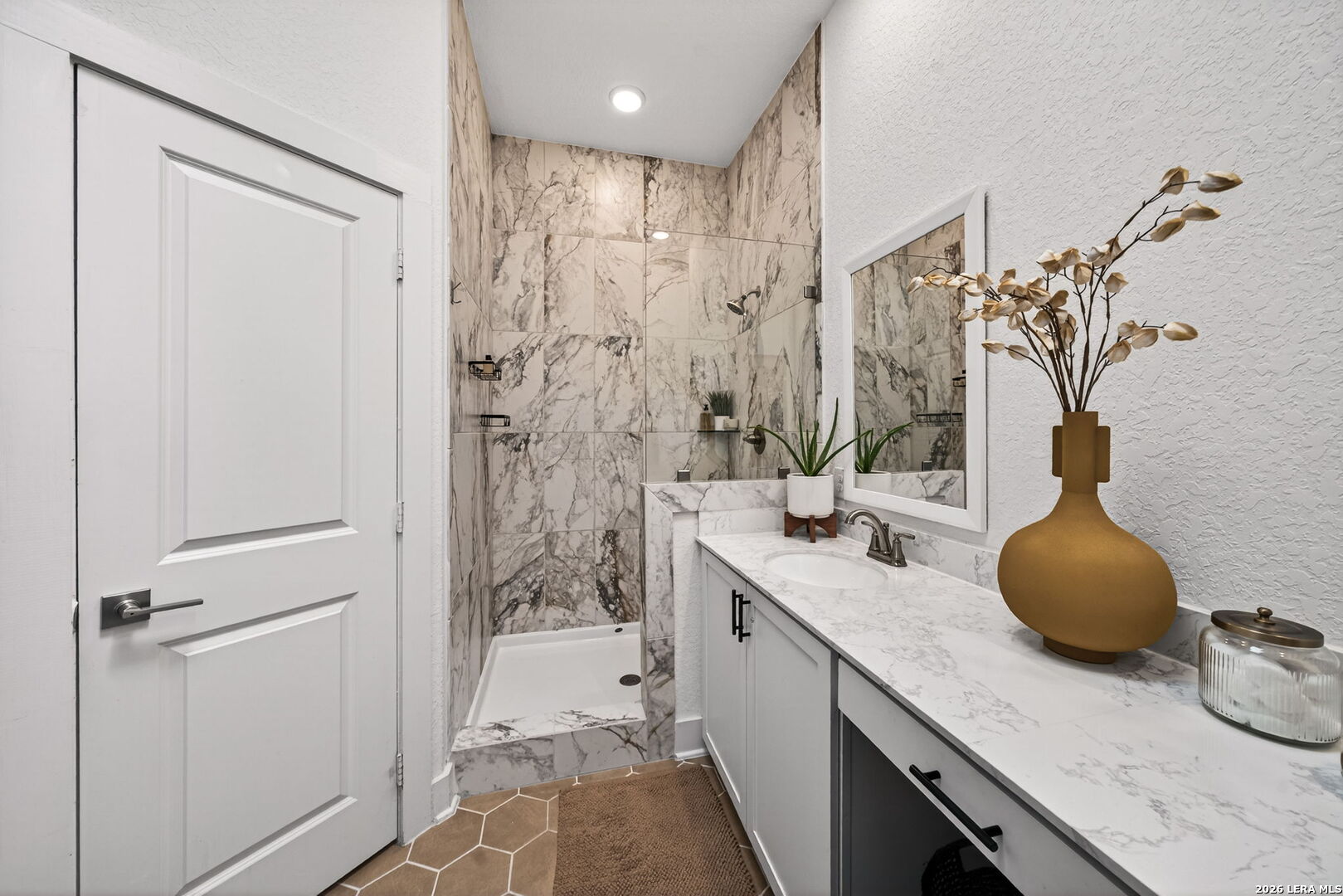 8851 Oakland Road San Antonio TX 78240