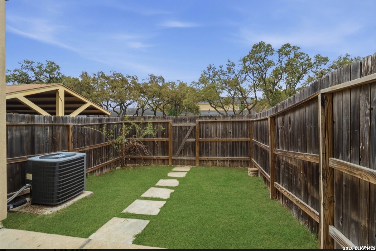 10254 Dover Ridge San Antonio TX 78250