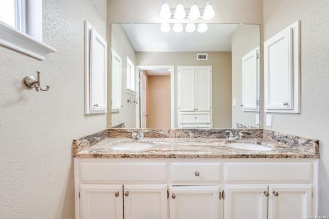 201 W Craig San Antonio TX 78212