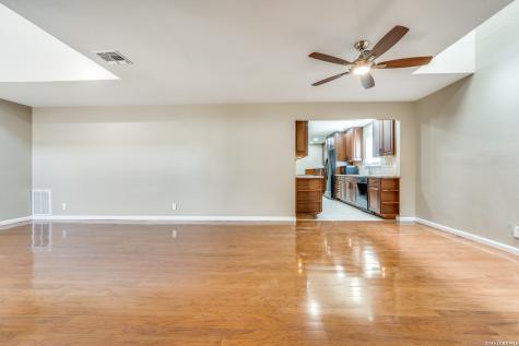 201 W Craig San Antonio TX 78212