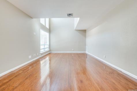 201 W Craig San Antonio TX 78212