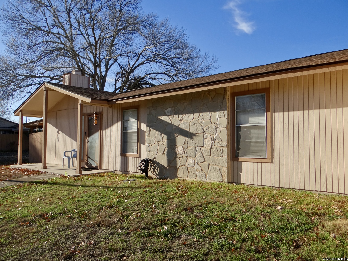 1051 Country Club Seguin TX 78155