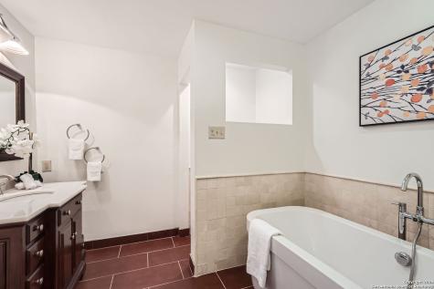 1819 Babcock Road San Antonio TX 78229