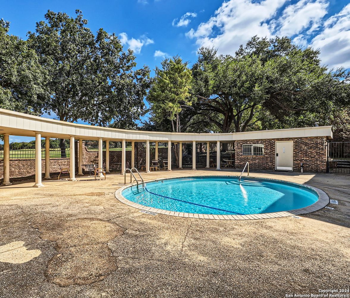 1819 Babcock Road San Antonio TX 78229