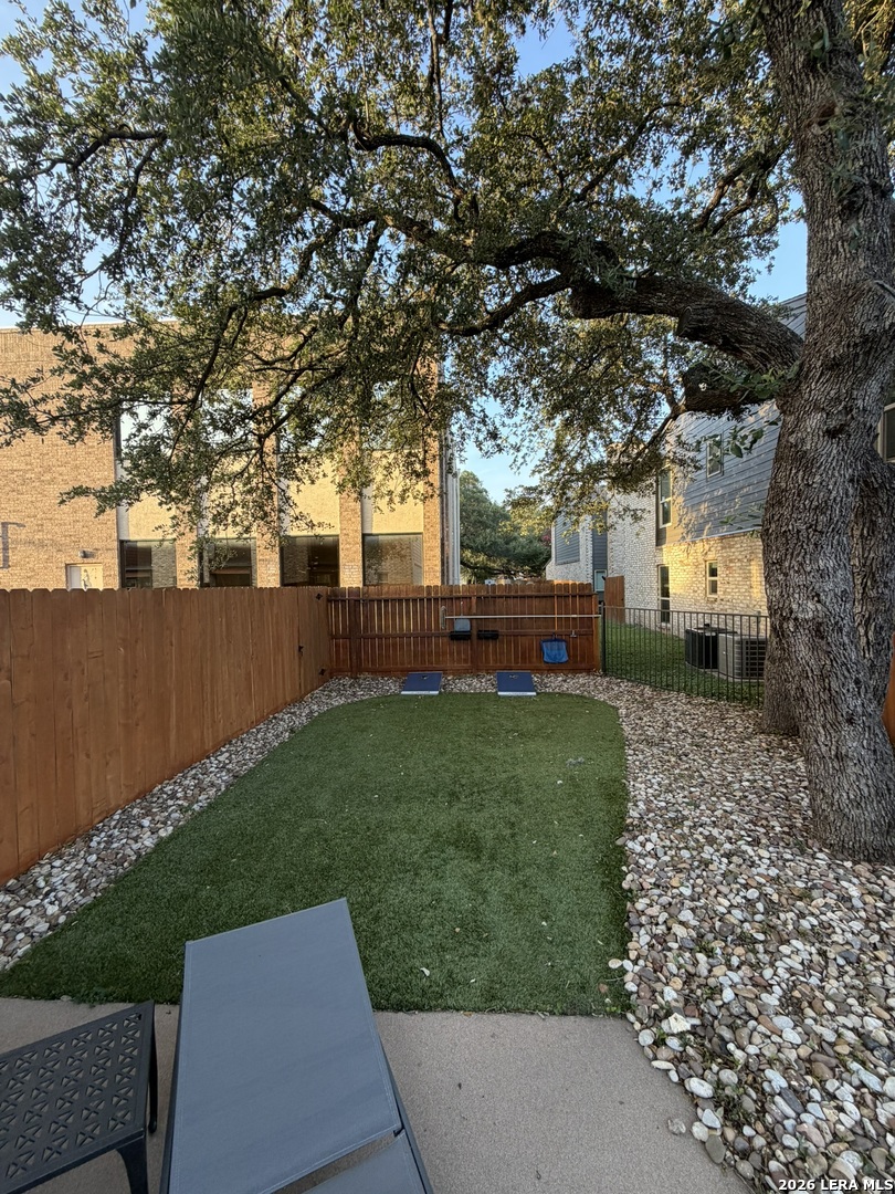 2718 Old Field Drive San Antonio TX 78247