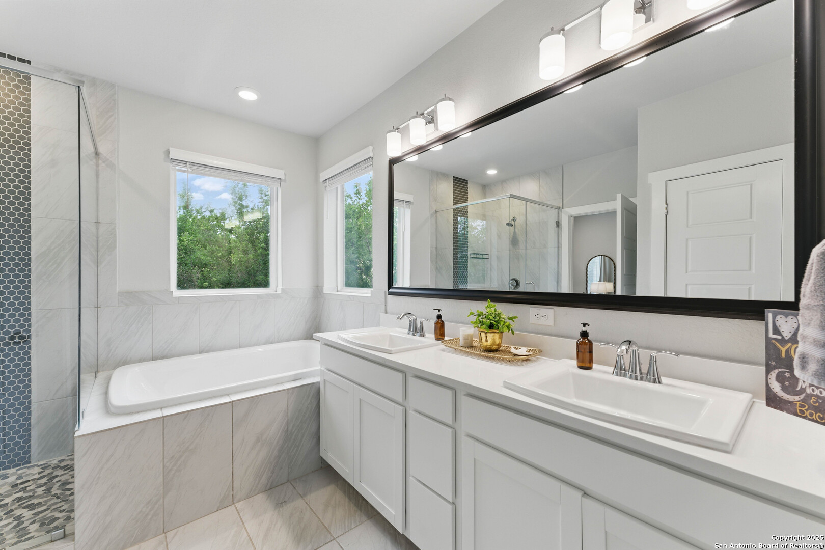 5843 Whitby Road San Antonio TX 78240