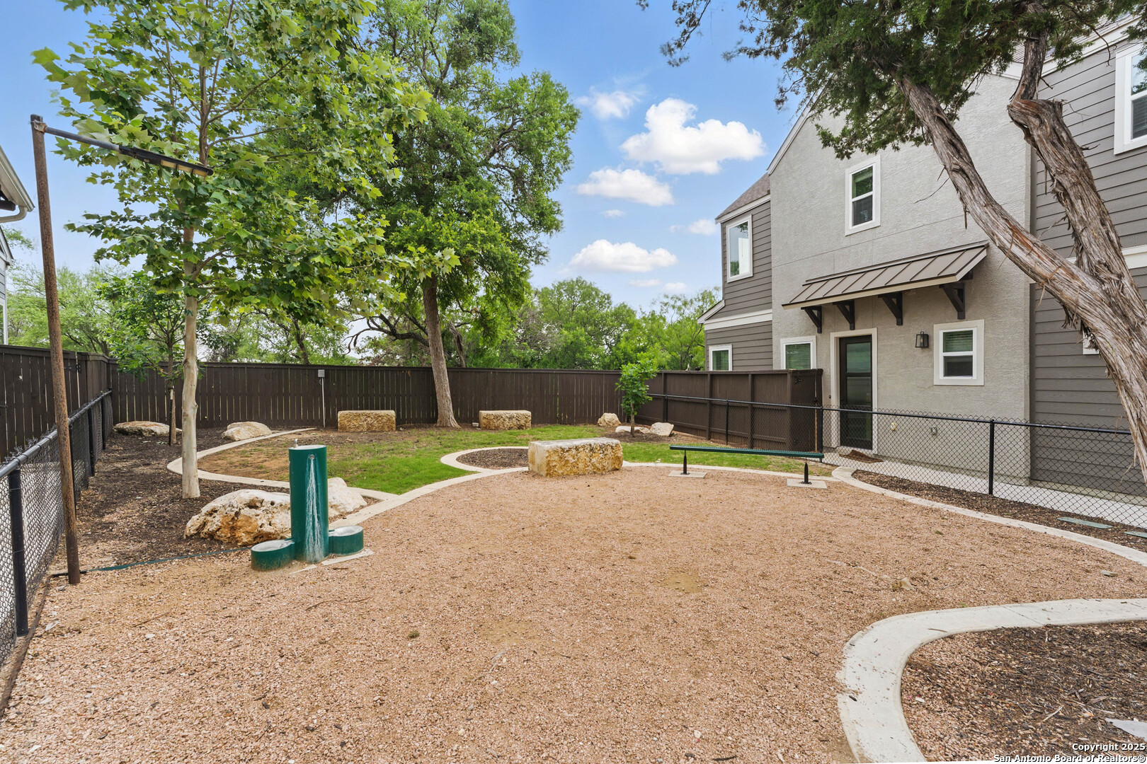 5843 Whitby Road San Antonio TX 78240