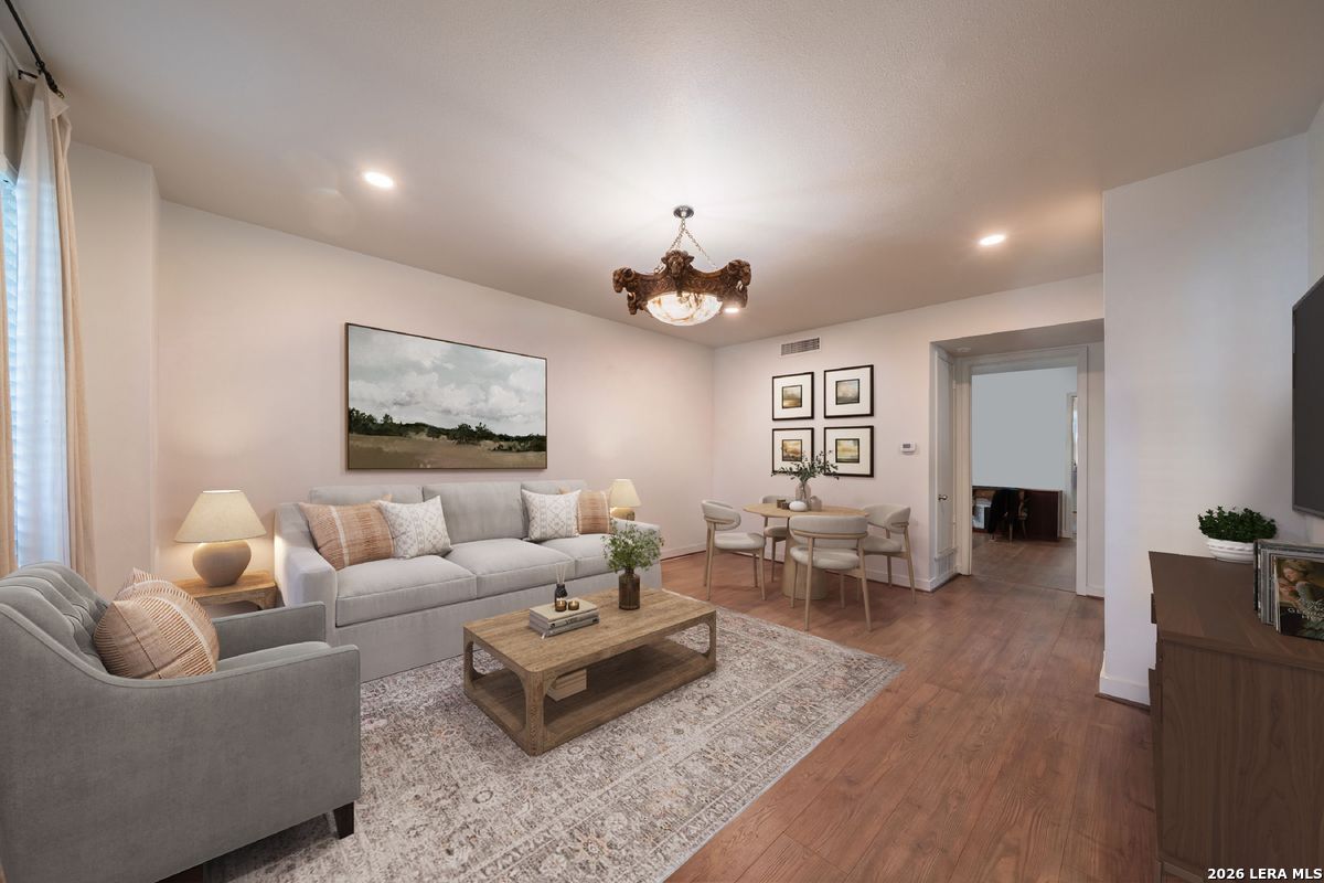 7707 Broadway San Antonio TX 78209