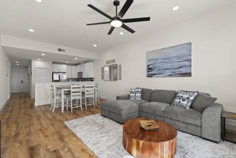 1000 The Cape Horseshoe Bay TX 78657