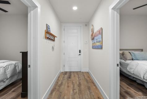 1000 The Cape Horseshoe Bay TX 78657