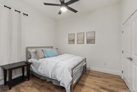 1000 The Cape Horseshoe Bay TX 78657