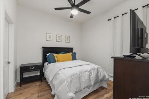 1000 The Cape Horseshoe Bay TX 78657