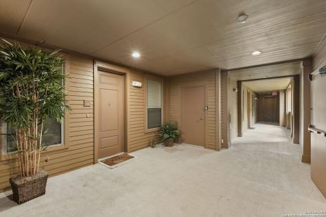 1000 The Cape Horseshoe Bay TX 78657