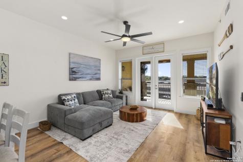 1000 The Cape Horseshoe Bay TX 78657