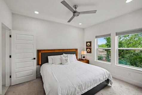719 Eleanor Avenue San Antonio TX 78209