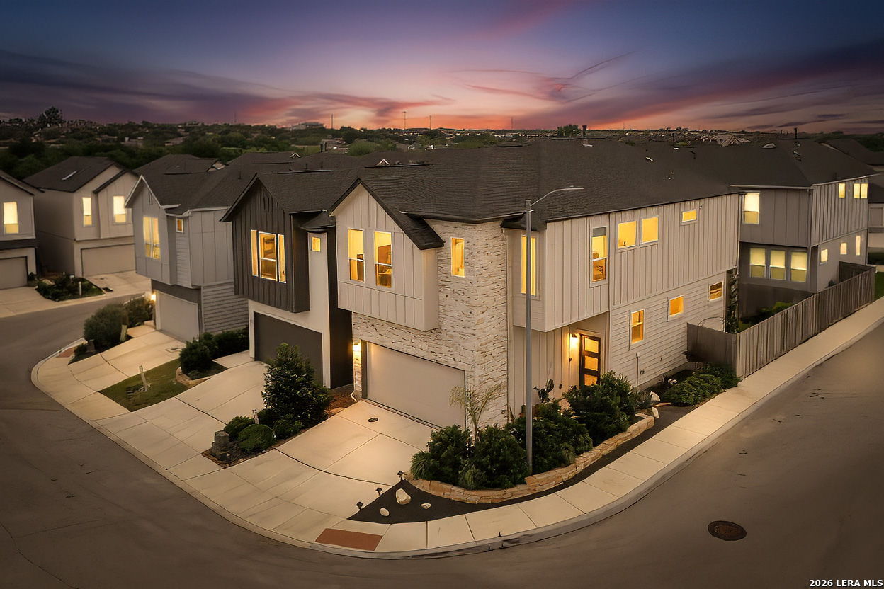 8851 Oakland Road San Antonio TX 78240