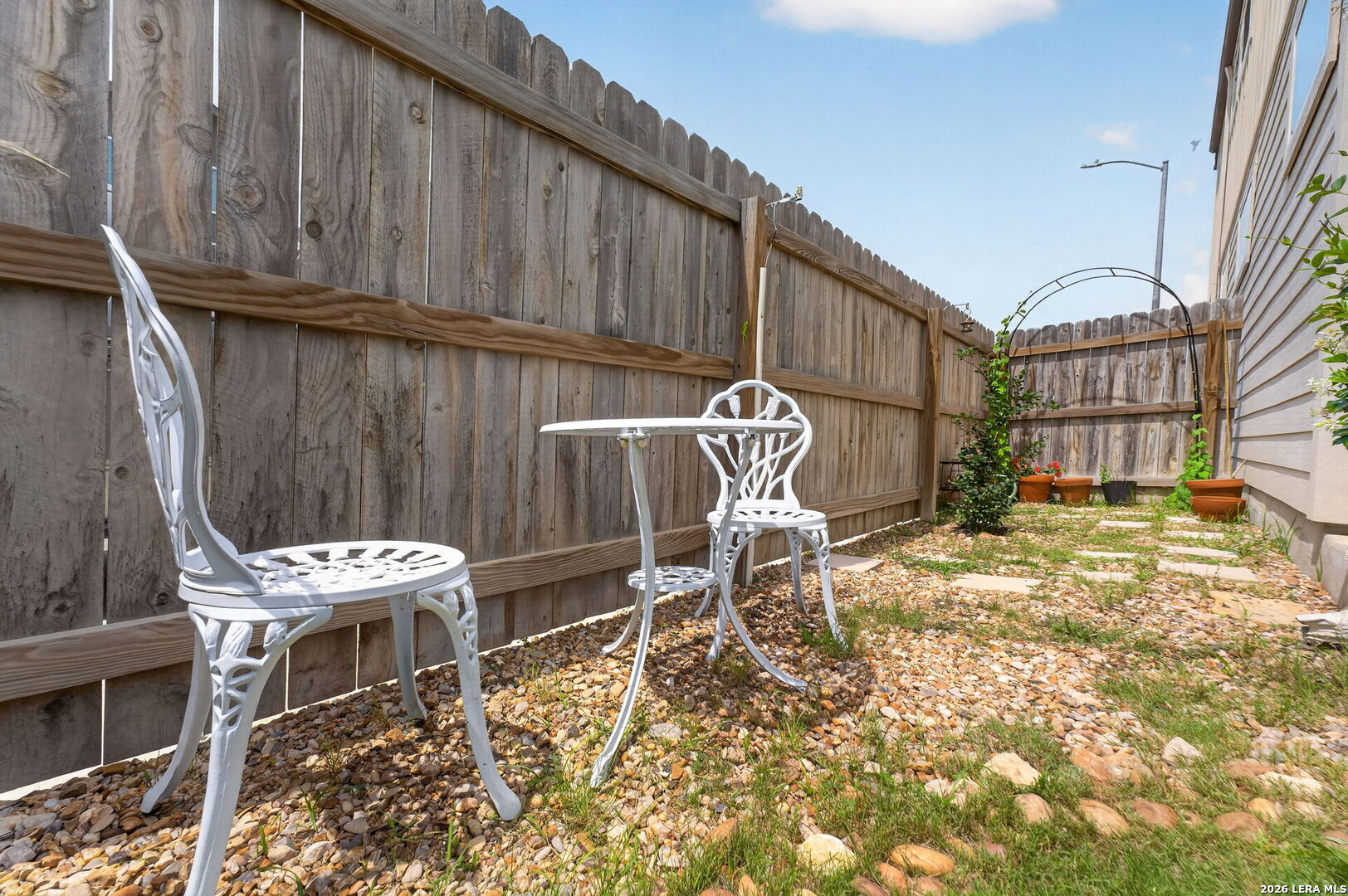 8851 Oakland Road San Antonio TX 78240