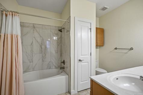 7342 Oak Manor Drive San Antonio TX 78229