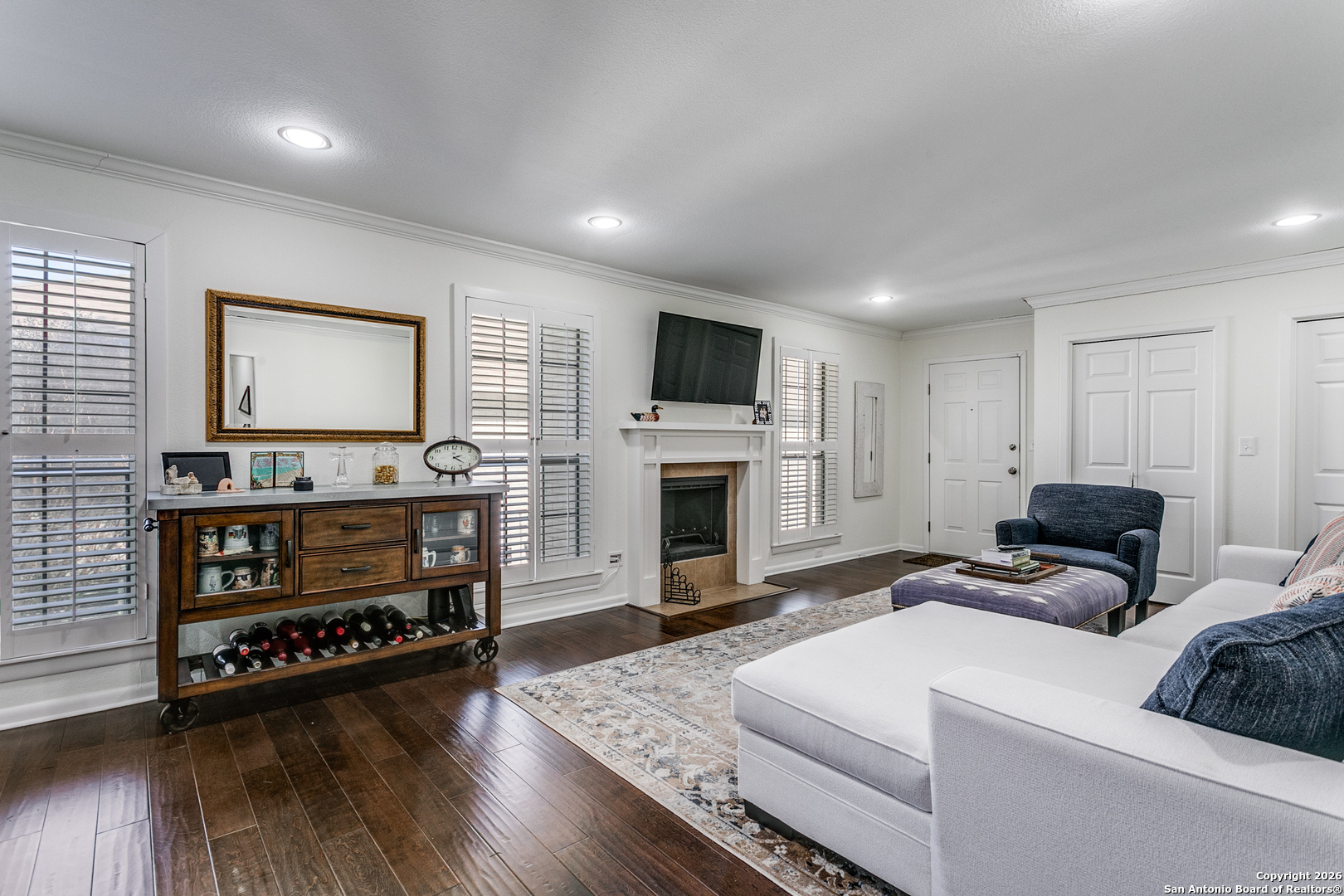 2611 Eisenhauer San Antonio TX 78209