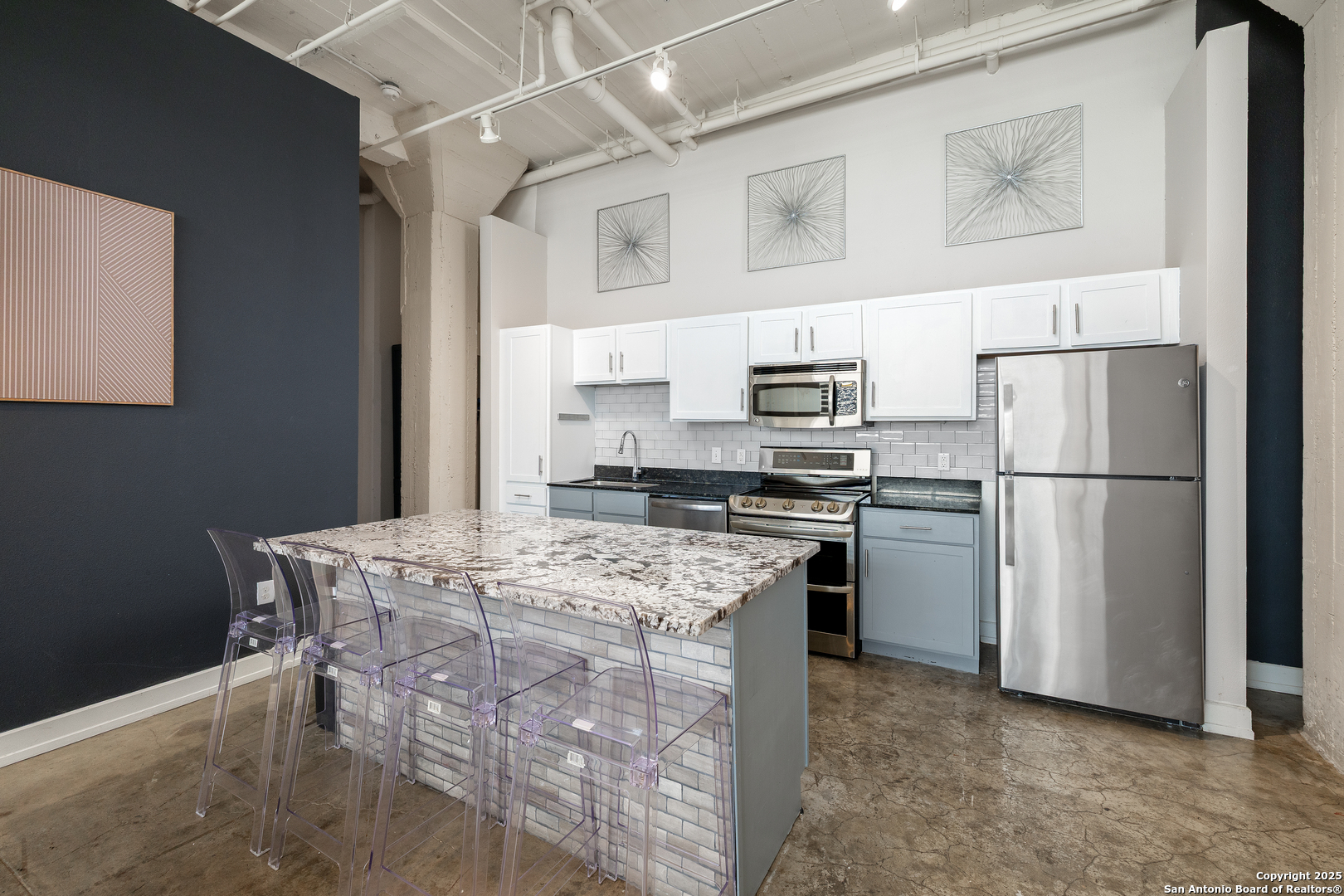1401 S Flores San Antonio TX 78204