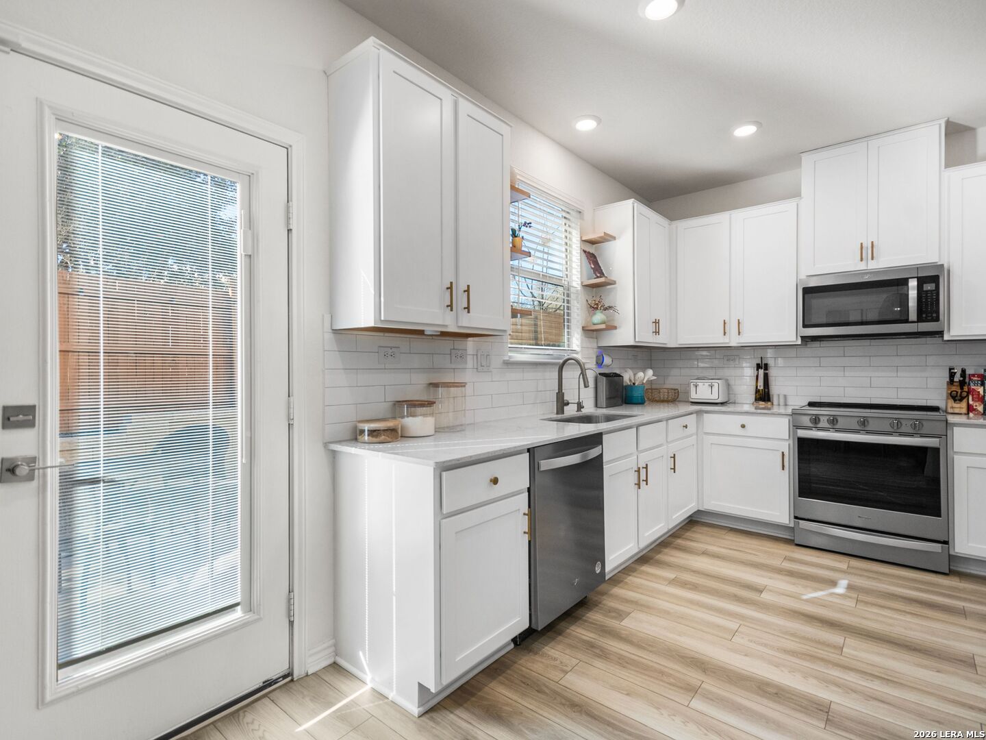 14839 Vance Jackson #303 San Antonio TX 78249