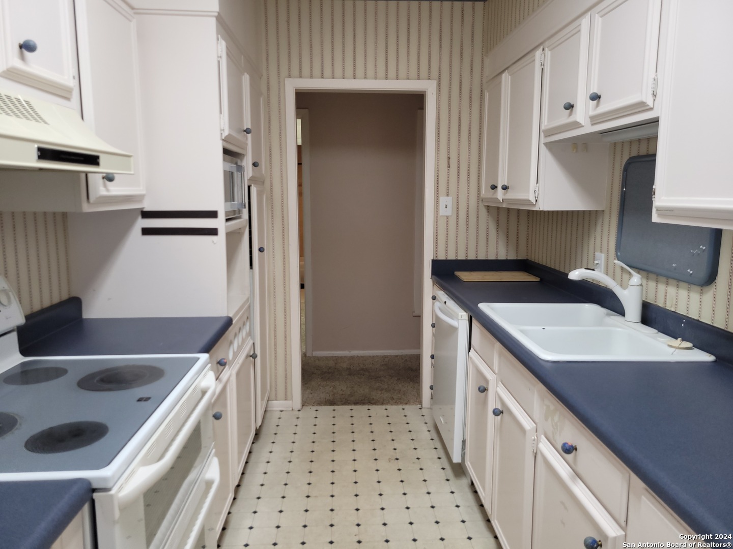 3678 Hidden Drive San Antonio TX 78217
